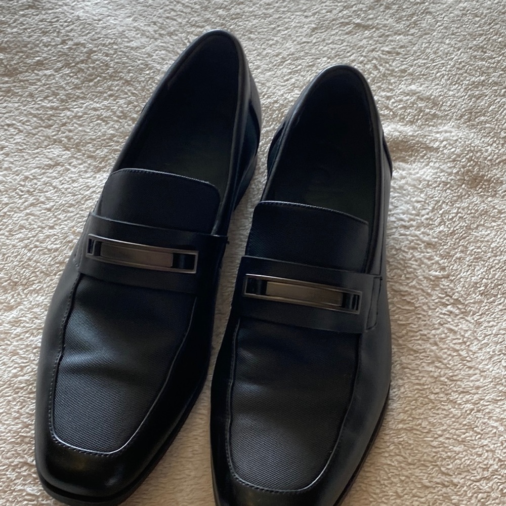Classic Calvin Klein dress shoes! Like new!